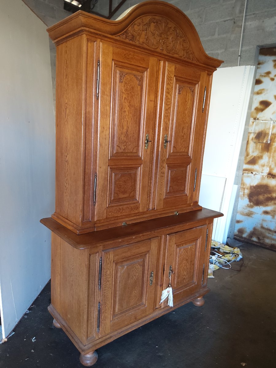 A Two-part Sideboard Made Of Alsatian Oak, Dating From The Late 18th Century, In The Louis XIV Style -photo-1